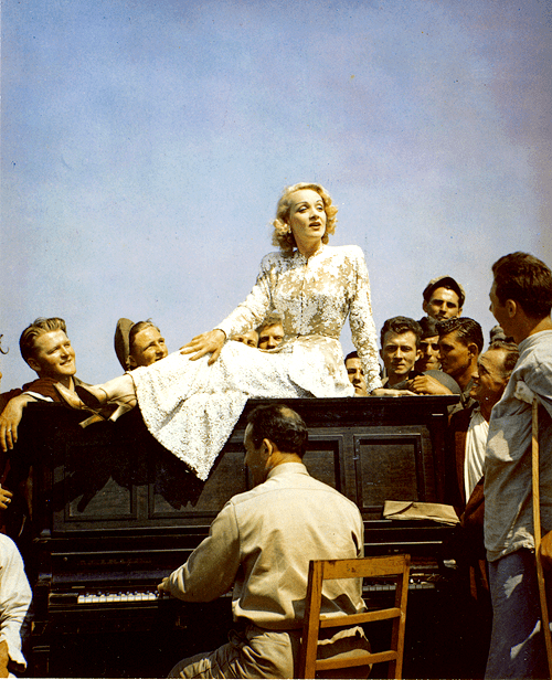 marlene front lines 1944