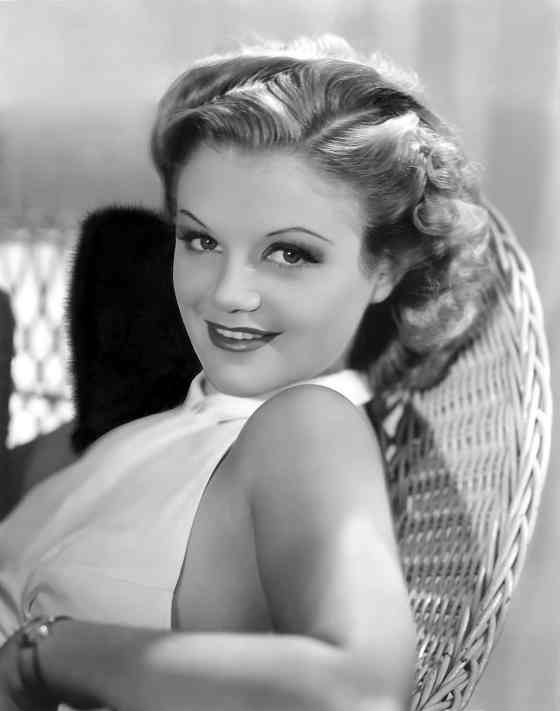 1941 Simone Simon Girls Dormitory