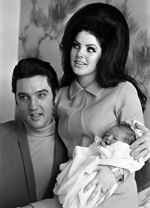 Tennessee, USA, 5th February 1968, Rock & Roll star Elvis Presley with his wife Priscilla proudly show their new born baby, 4 day old Lisa Marie, at the Baptist Hospital in Memphis