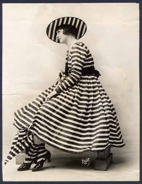 1916 BATHING OUTFIT