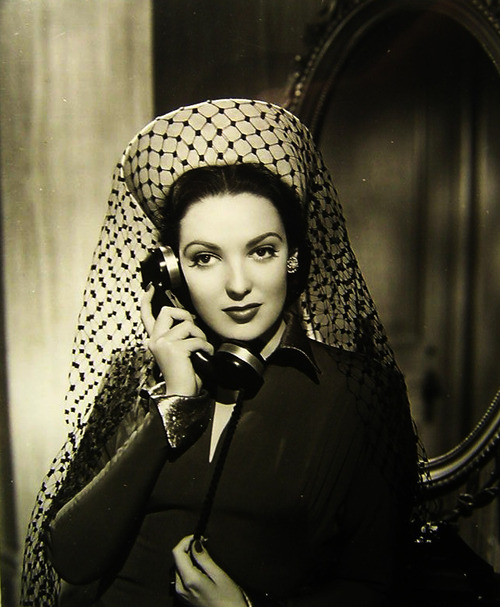 linda darnell 4546