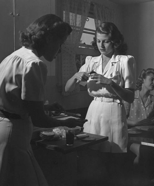 rita hayworth kitchen