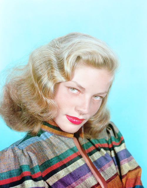 Lauren Bacall, rétro et filmographie. AP W