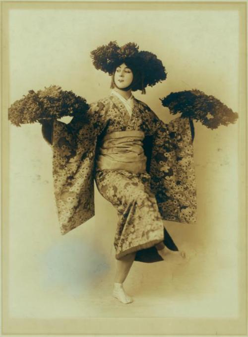 japanese dancer