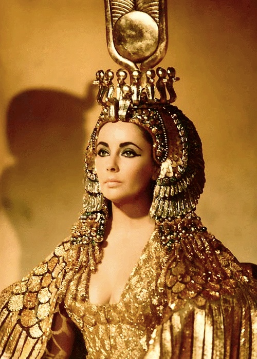 liz as cleopatra