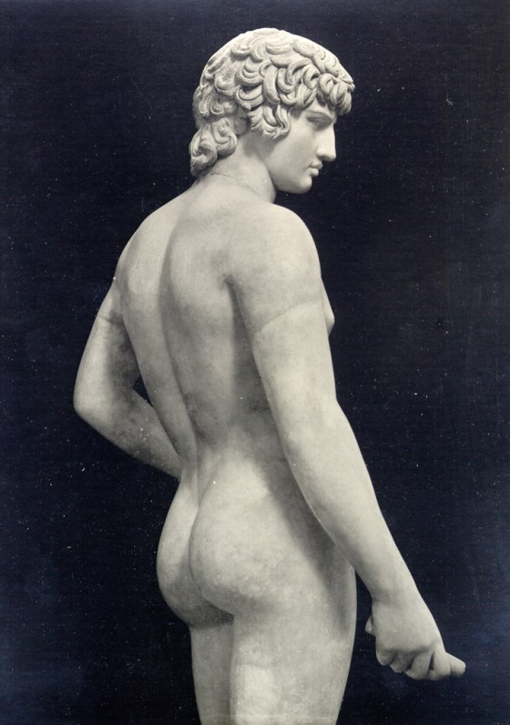 antinous3121281