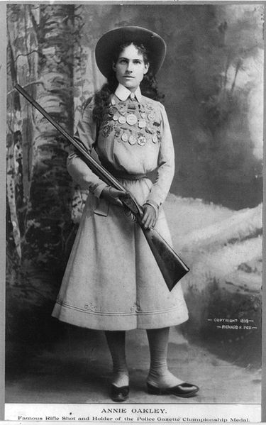 ANNIE OAKLEY