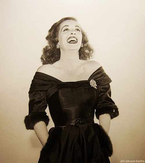bette laughing