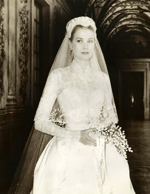 GRACE KELLY AS A BRIDE