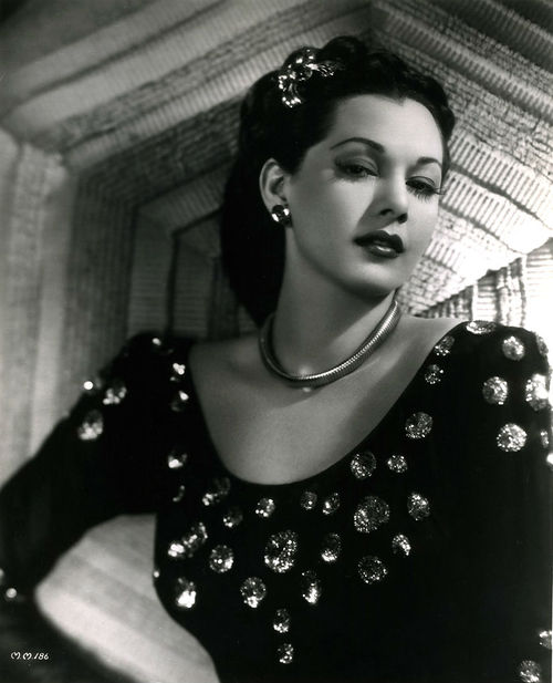 maria montez 13