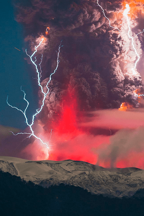 LIGHTNING VOLCANO