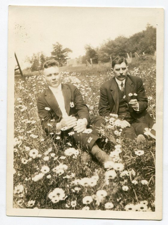 MEN TOGETGHER 231281