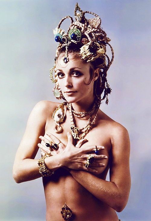 sharon tate6899