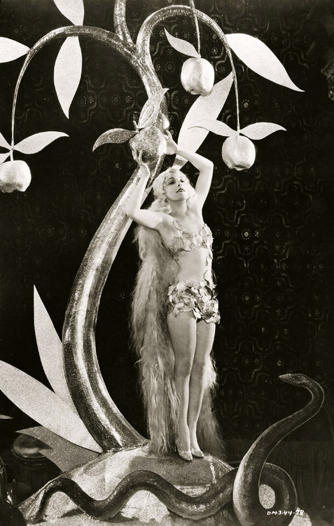 sparkling apple lady