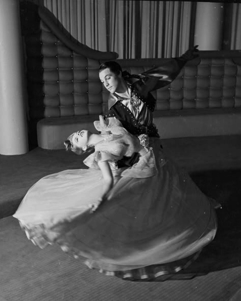 judy g and gene k 1942