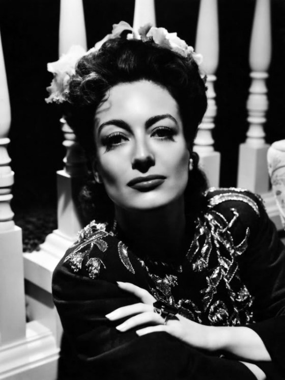 JOAN CRAWFORD 10935