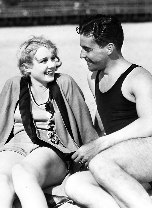 anita page and ramon navorrro 1926