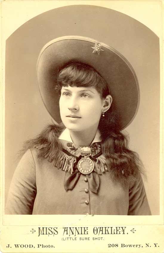 AnnieOakley real000