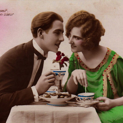 FRENCH ROMANCE POSTCARD 404