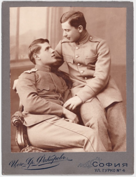 soldiers together 233