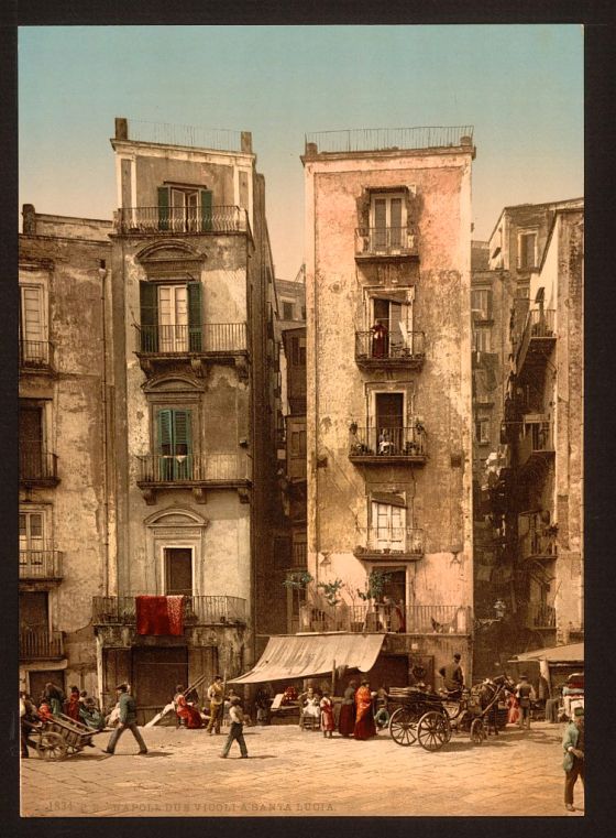 ITALY napoli