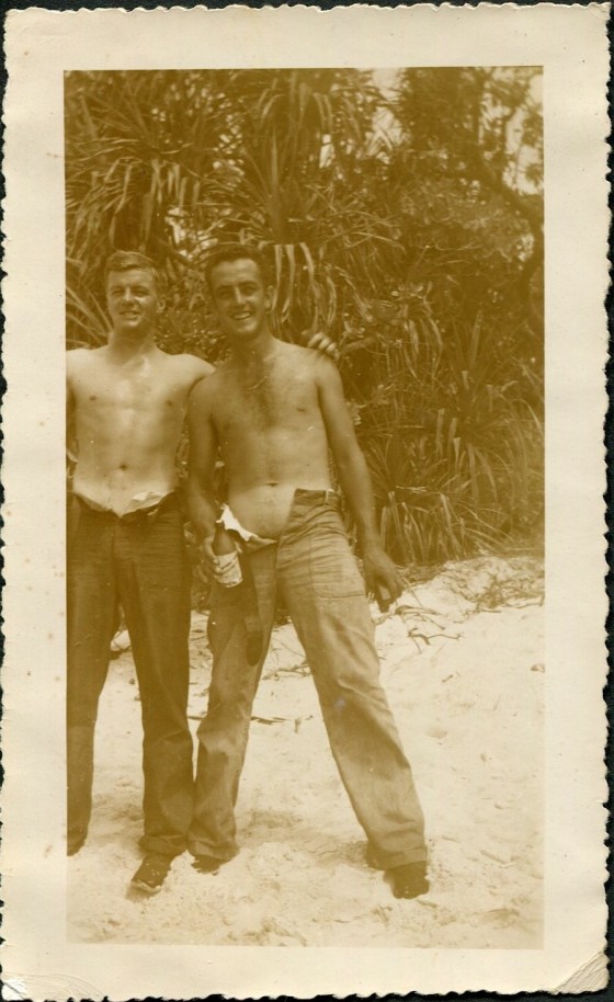 soldiers together 31282