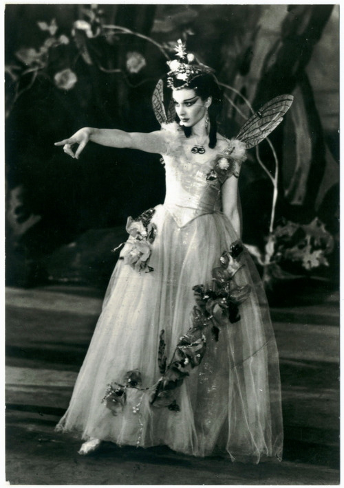 viv as titania000