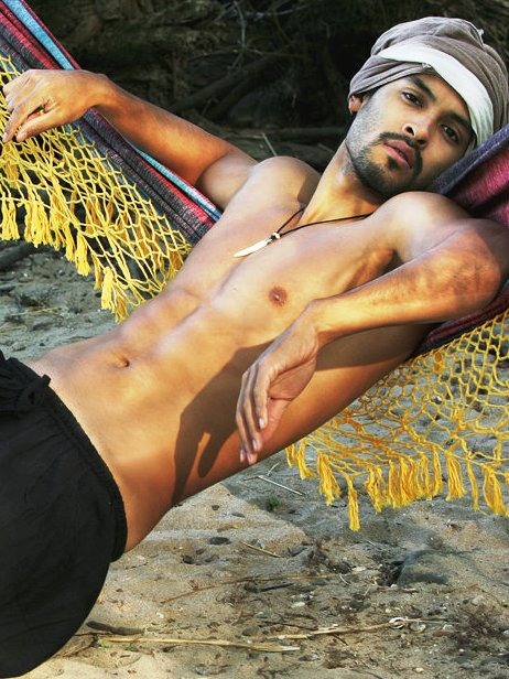 arab shirtless 31