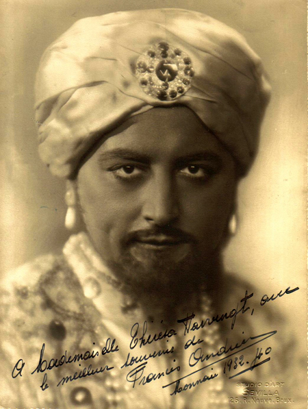 opera singer look000