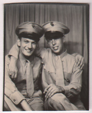 SOLDIERS TOGETHER 231501