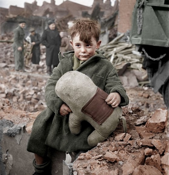 WWII london blitz 24