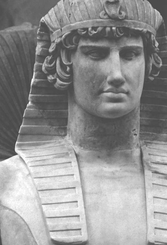 antinous 34e