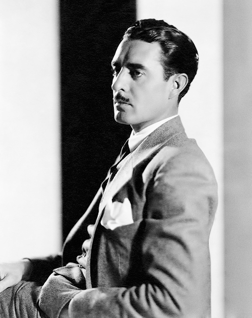 john gilbert 32