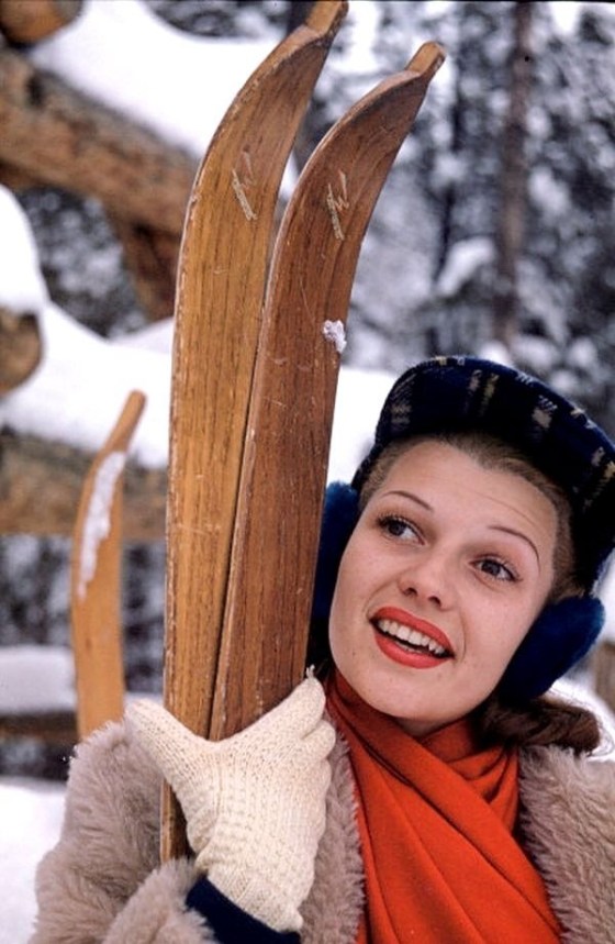 rita hayworth ski