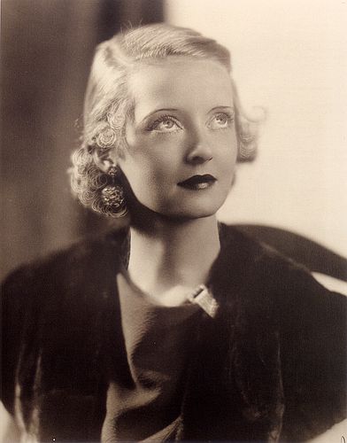 young bette davis 8508
