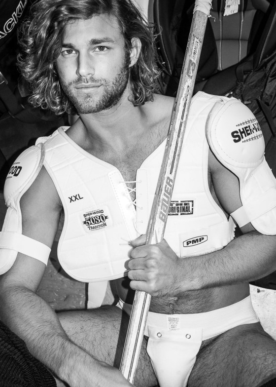 HOCKEY cole monahan 402