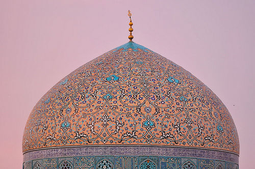 ISLAMIC ART 23500