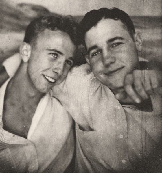 men together 1940s 9504