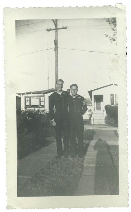 SAILORS TOGETHER 2399