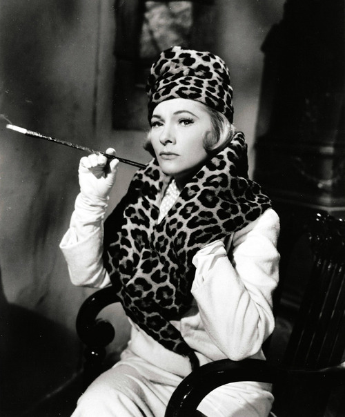 joan fontaine 1q32