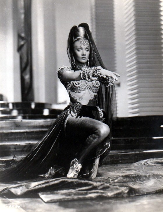 marlene dietrich 1944