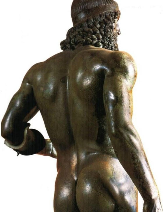 statue butt 5