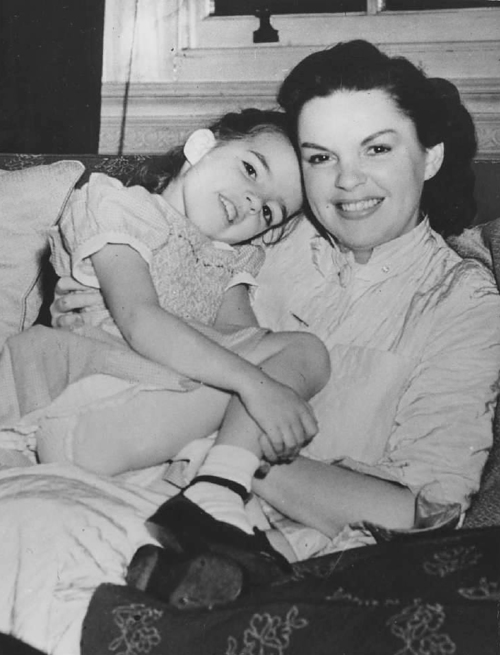 judy garland and baby liza