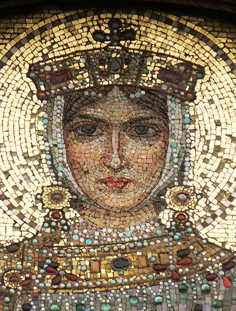 queen mosaic