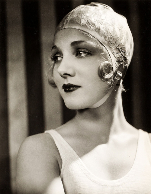leila hyams by george hurrell