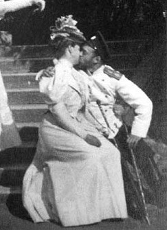 tsar nicholas ii kisssing wife