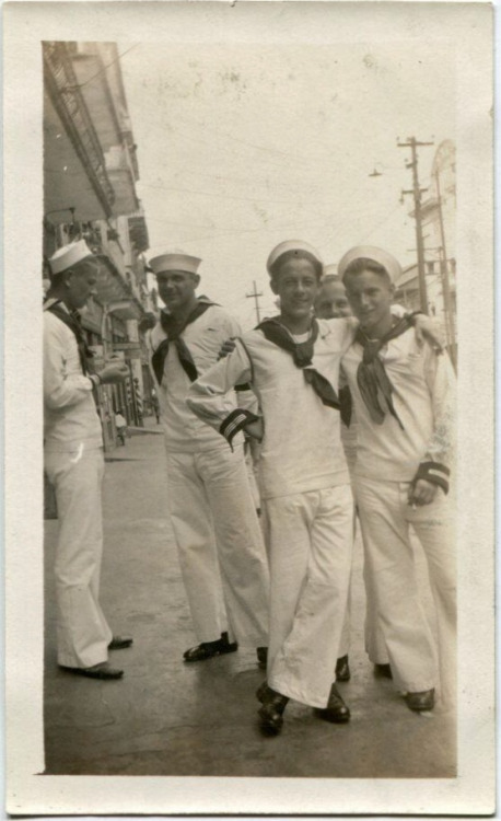 sailors together 7712