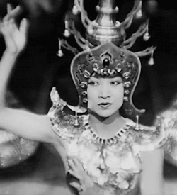 ANNA MAY WONG DANCING 250