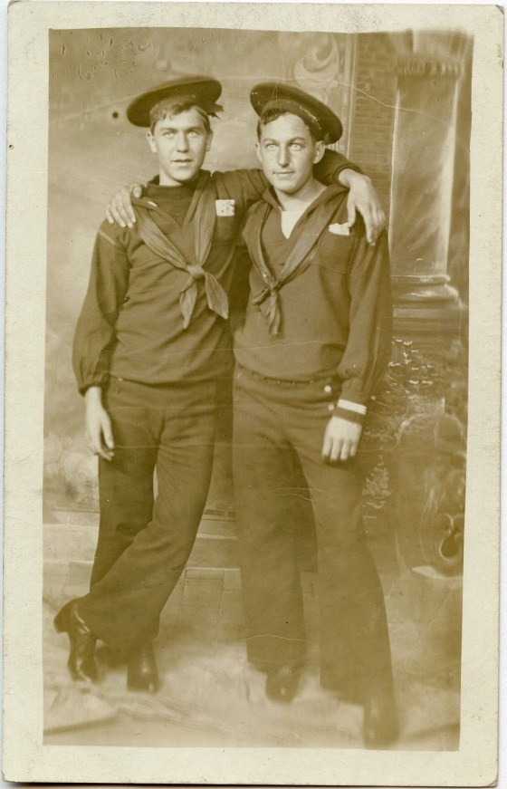 SAILORS TOGETEHR 4402