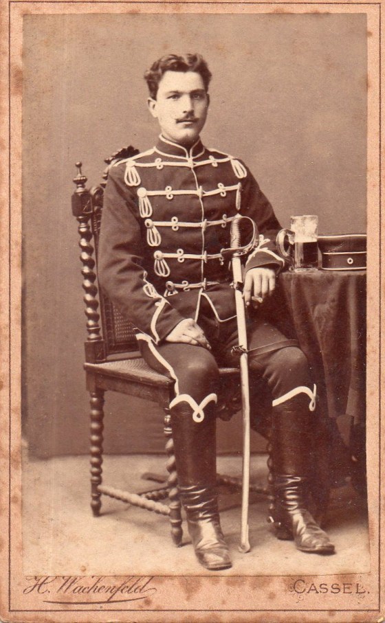 stache military 1280